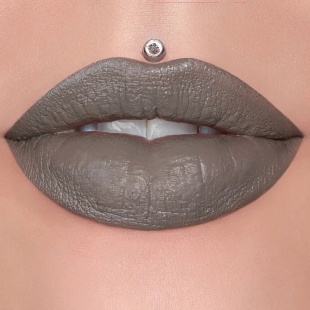 Jeffree Star Cosmetics Velvet Trap Lipstick - Grave Digger (Grey) -‎ NWB